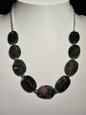 Scapolite And Peridot Necklace